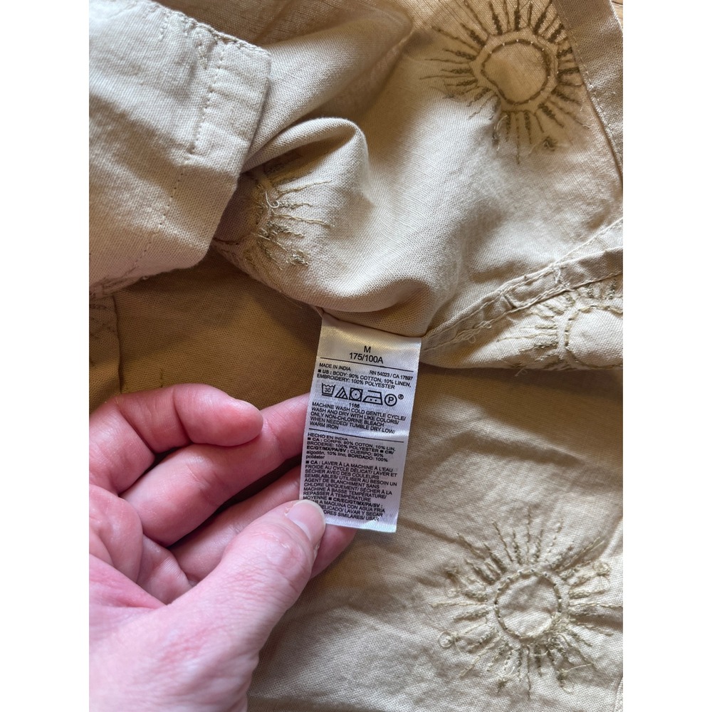Old Navy Mens Sun Embroidered Camp Collar Shirt British Khaki Linen Blend M - Picture 6 of 8